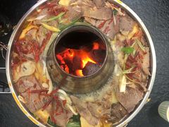 -撒拉人家.酸菜牦牛肉火锅