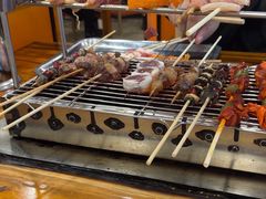 -哈尔滨小酒馆·鲜肉现穿自助烧烤(康新花园店)
