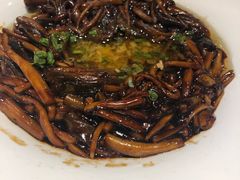 响油爆鳝糊-老上海弄堂菜馆(恒基名人购物中心店)