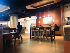大堂-The Habit Burger Grill 哈比特汉堡(复兴soho店)