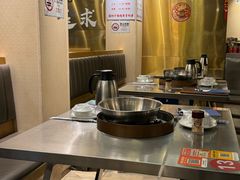 -胡须佬鸡煲四季火锅店(石厦西村直营店)