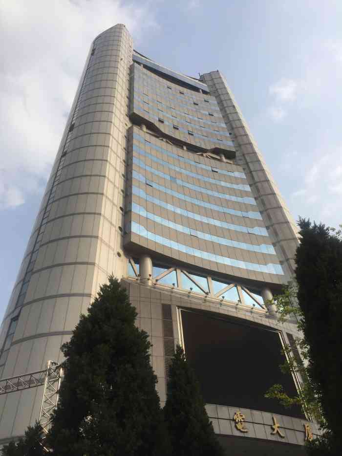 smg星传媒体集团-"电视台环境灵的给满分.这件事情让人感觉很.