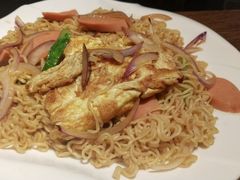 -喝丢一只鞋辣炒海鲜小烧烤(三八广场店)