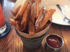 -ROAST coffee & eatery