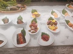 -雍容荟帝王蟹活龙虾展台自助(IFS黑金店)