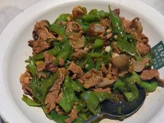 -绿草地·湘菜(酃湖师院店)