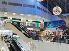 -新田360广场(上海华侨城店)