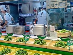 自助取餐区-费大厨辣椒炒肉(黄兴中心广场店)