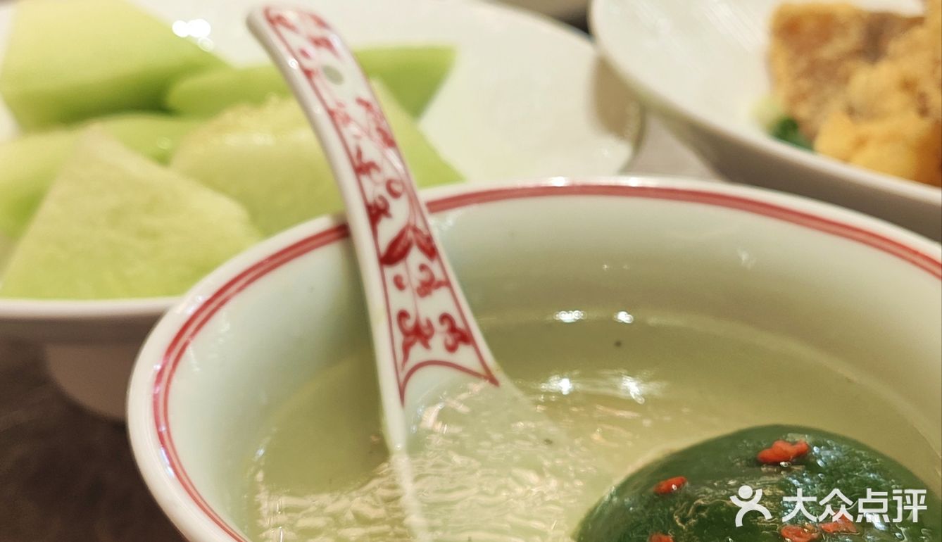 终于找回了儿时记忆中的沙律牛排的味道