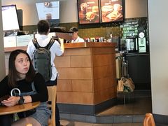 -星巴克(美丽华门市店)