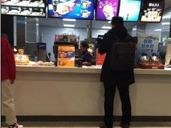 -麦当劳(火车北站餐厅)