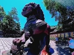 -峨眉山报国寺