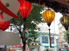 -大头虾越式风味餐厅(光明广场店)