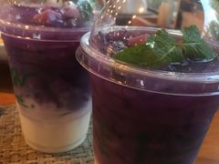 -Chom Cafe and Restaurant