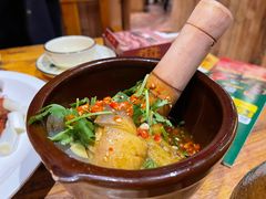 -老滇山寨•云南特色菜•地方菜•民族风情歌舞表演(金碧店)