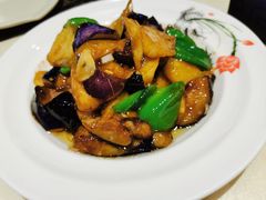 地三鲜-老边饺子馆(金源店)