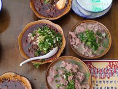 -小杨翘脚牛肉