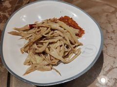 -莉莉家的音乐花园餐吧(航空路店)
