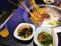 -佰人王串串香火锅(洋珠巷店)