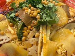 -老街市井麻辣烫(龙湖滨江天街店)