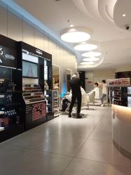 -PE SALON