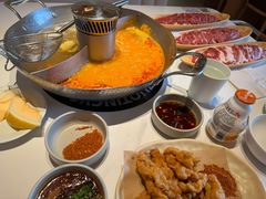 -左庭右院鲜牛肉火锅(金山万达店)