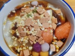 -半步颠小酒馆(繁花中心)