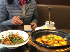 -何氏排骨(左家塘店)