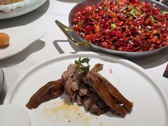 -万重锦·人文川菜馆(骡马市店)