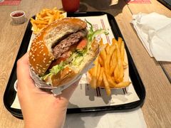 -The Habit Burger Grill 哈比特汉堡(复兴soho店)