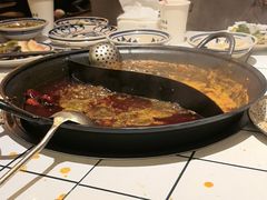 -旧街市鲜货老火锅(大光路店)