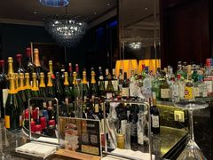 -龙虾酒吧扒房(宁波香格里拉店)