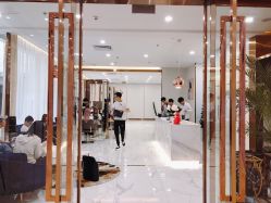 前台-3AM HAIR SALON烫发染发接发