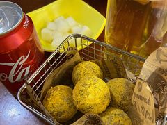 -BHC炸鸡(明洞总店)