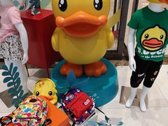 -资和信百货商场
