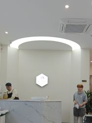 -环球蝶上美业连锁