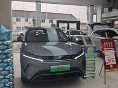 -弘仁宝佳比亚迪4S店(宝山旗舰店)