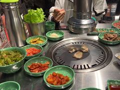 -欧巴炭烤肉오빠숯불구이(南京东路店)