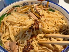 -镇南锅盖面馆(解放路店)