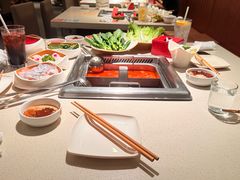 -海底捞火锅鲜切牛肉主题店(长寿路店)