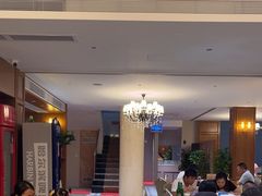 -鹏城人家海鲜酒家·23年老字号(较场尾店)