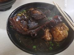 -小龙大肉面馆