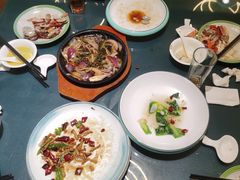 -皇宫大酒店