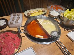 -黔边炉·贵州酸汤牛肉火锅(五江天街店)