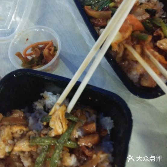 百涮园自助回转火锅(御峰城市广场店)