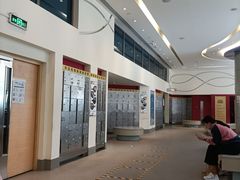 -冰纷万象滑冰场(二七万象城店)