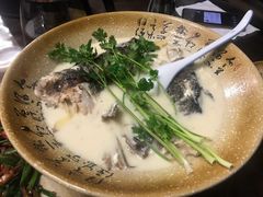 招牌鱼头汤-75幢私房菜馆