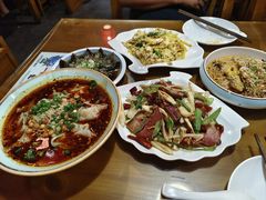 -重庆石磨豆花庄(乔庄店)