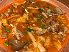 -云海肴·汽锅鸡·云南菜(天山百盛优客店)