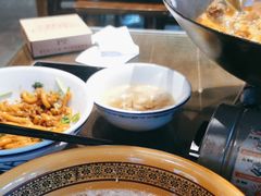 -富正毅三下锅·湘西韵味(天门山索道店)